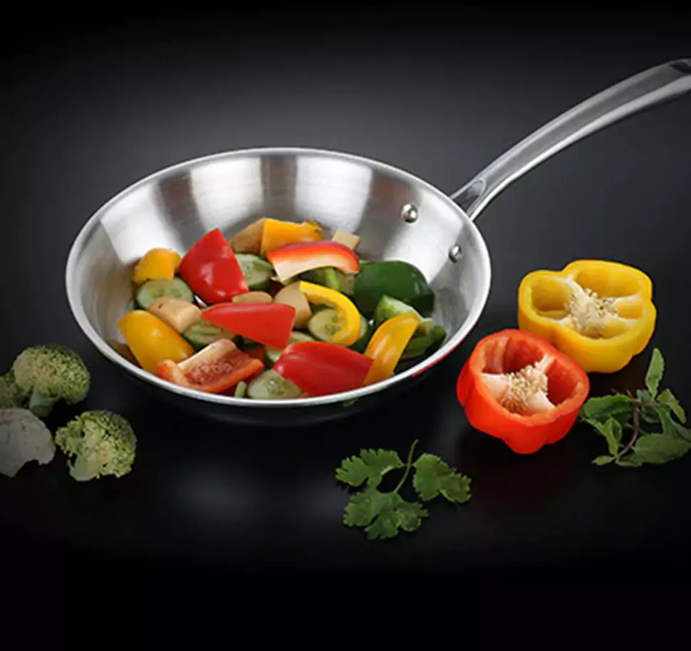 Avias stainless steel cookware